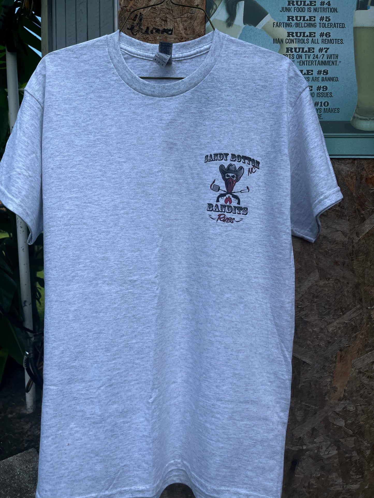 I rub my meat shirt medium